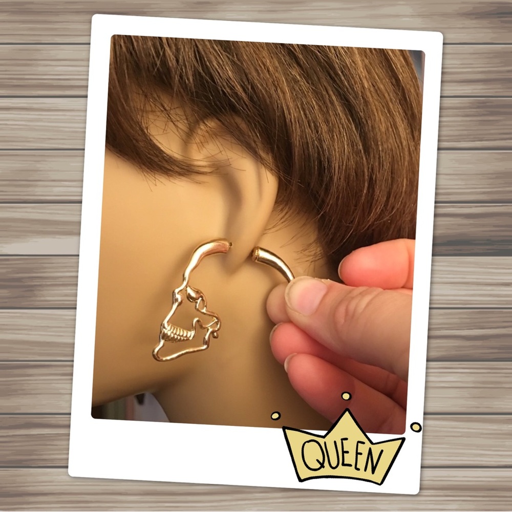 Gold Silouhette Skull Earrings - Picture 2 of 8